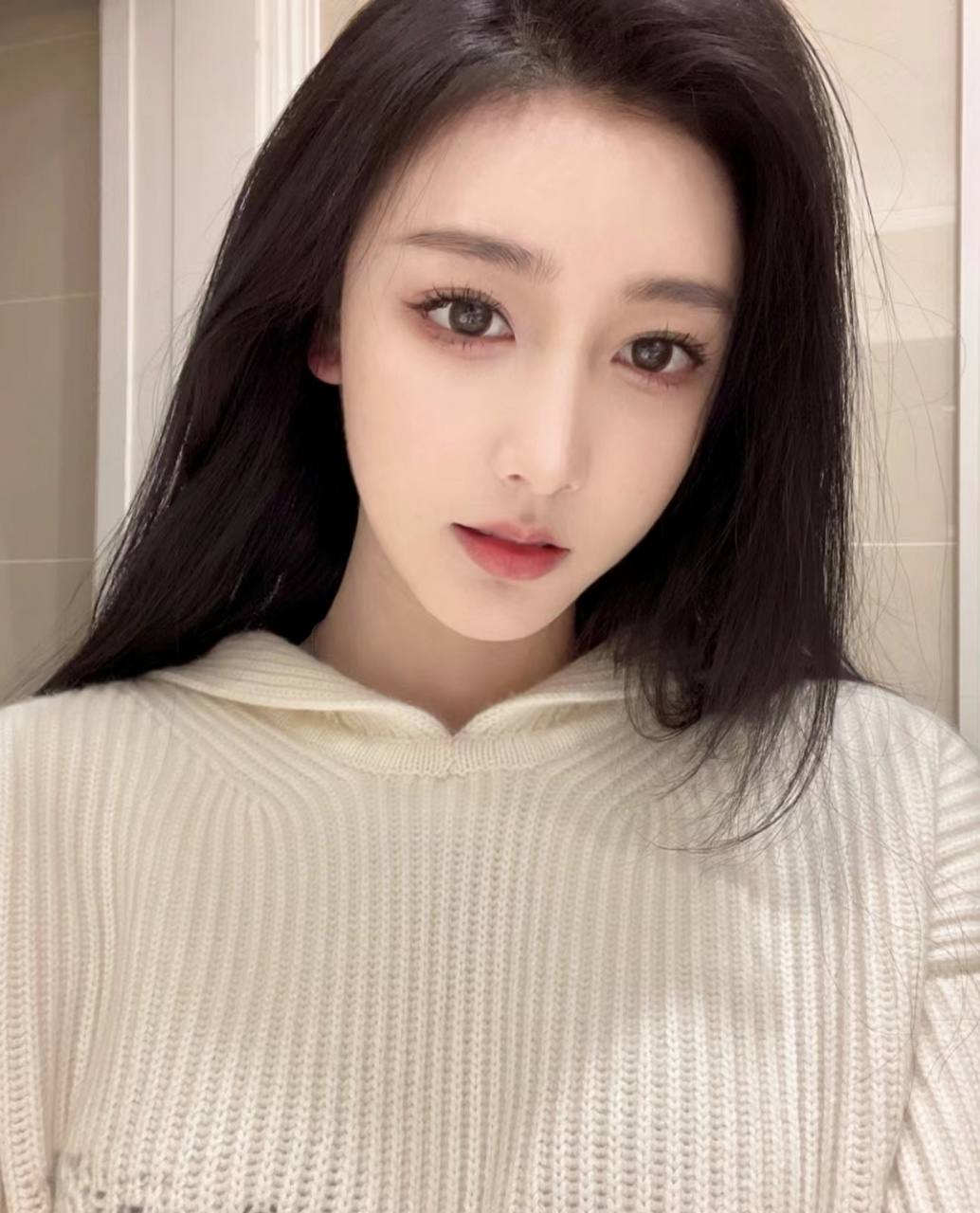 签约头部模特Yeran