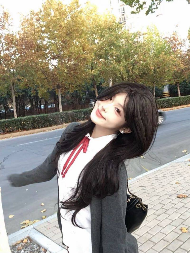 肤白貌美江芊