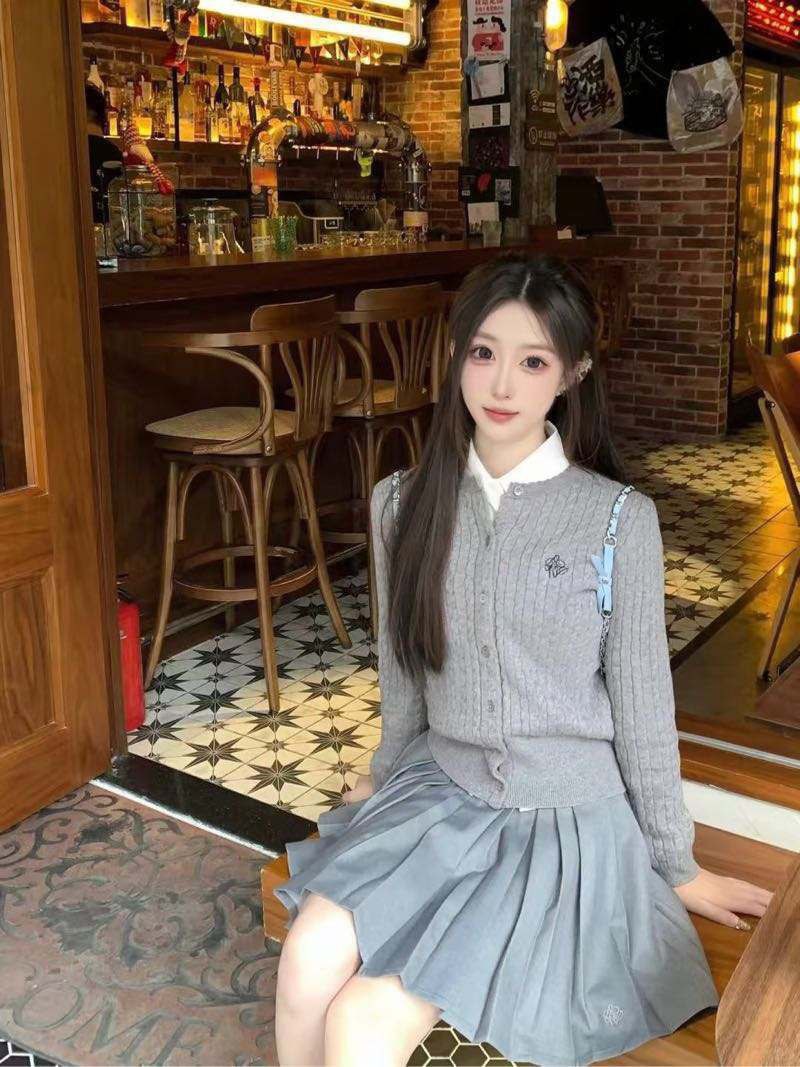 宝藏学生女孩若溪