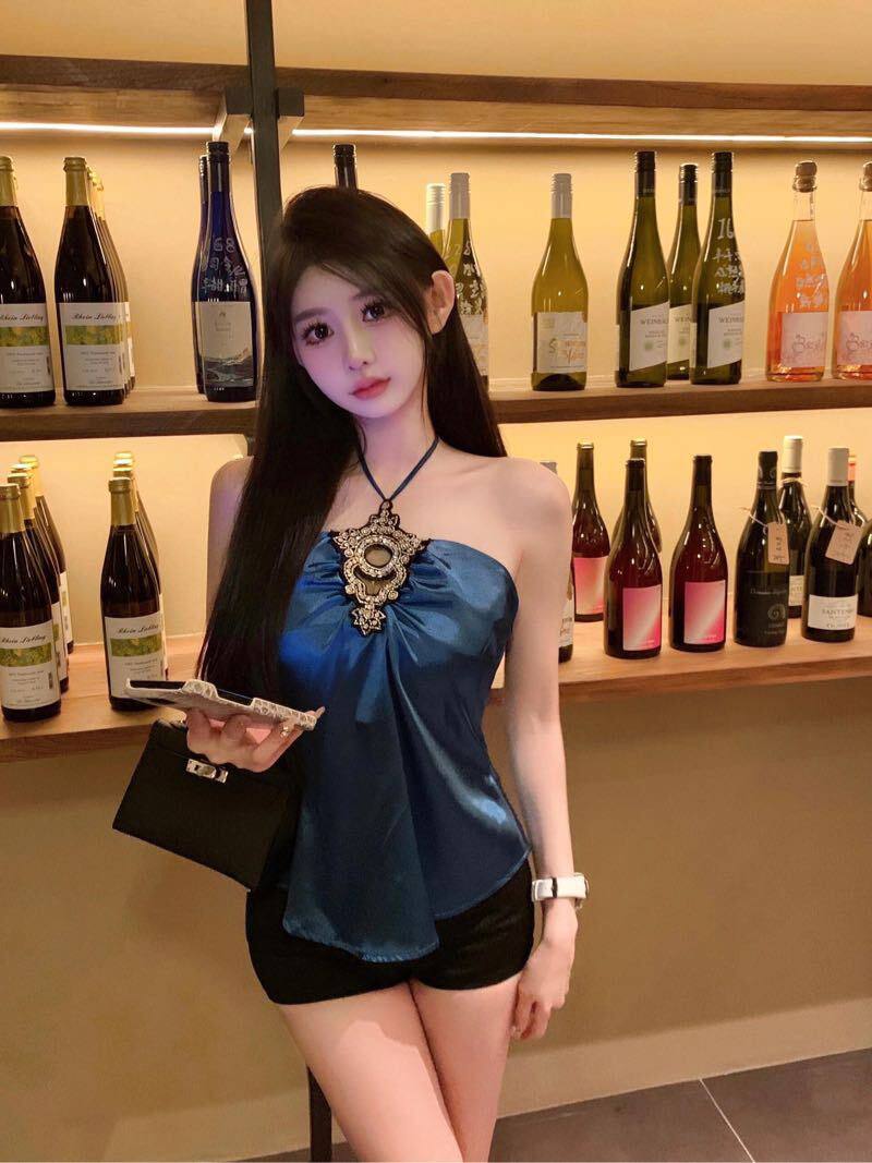 穿搭性感时尚初阳