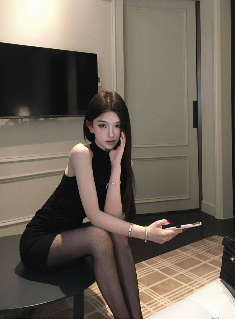 网红女神彤瑶
