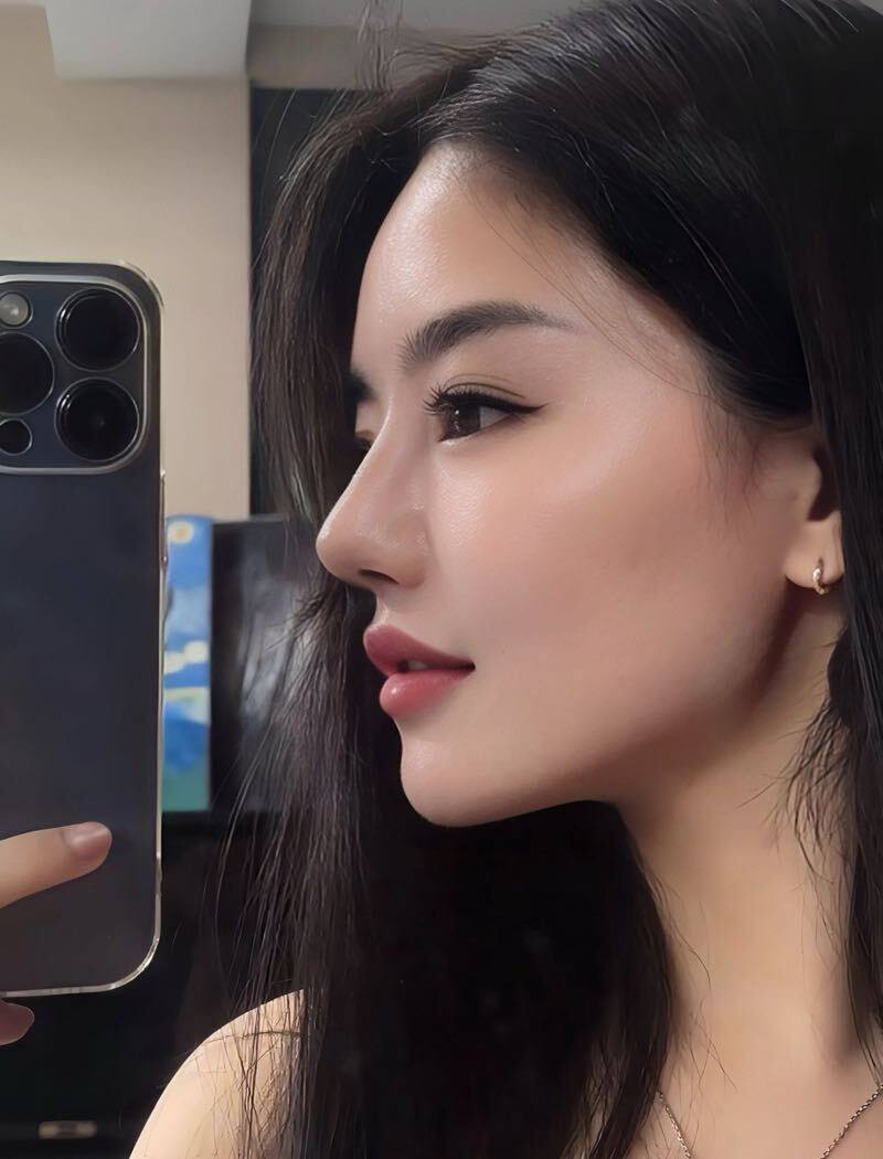 成熟御姐Zelyn