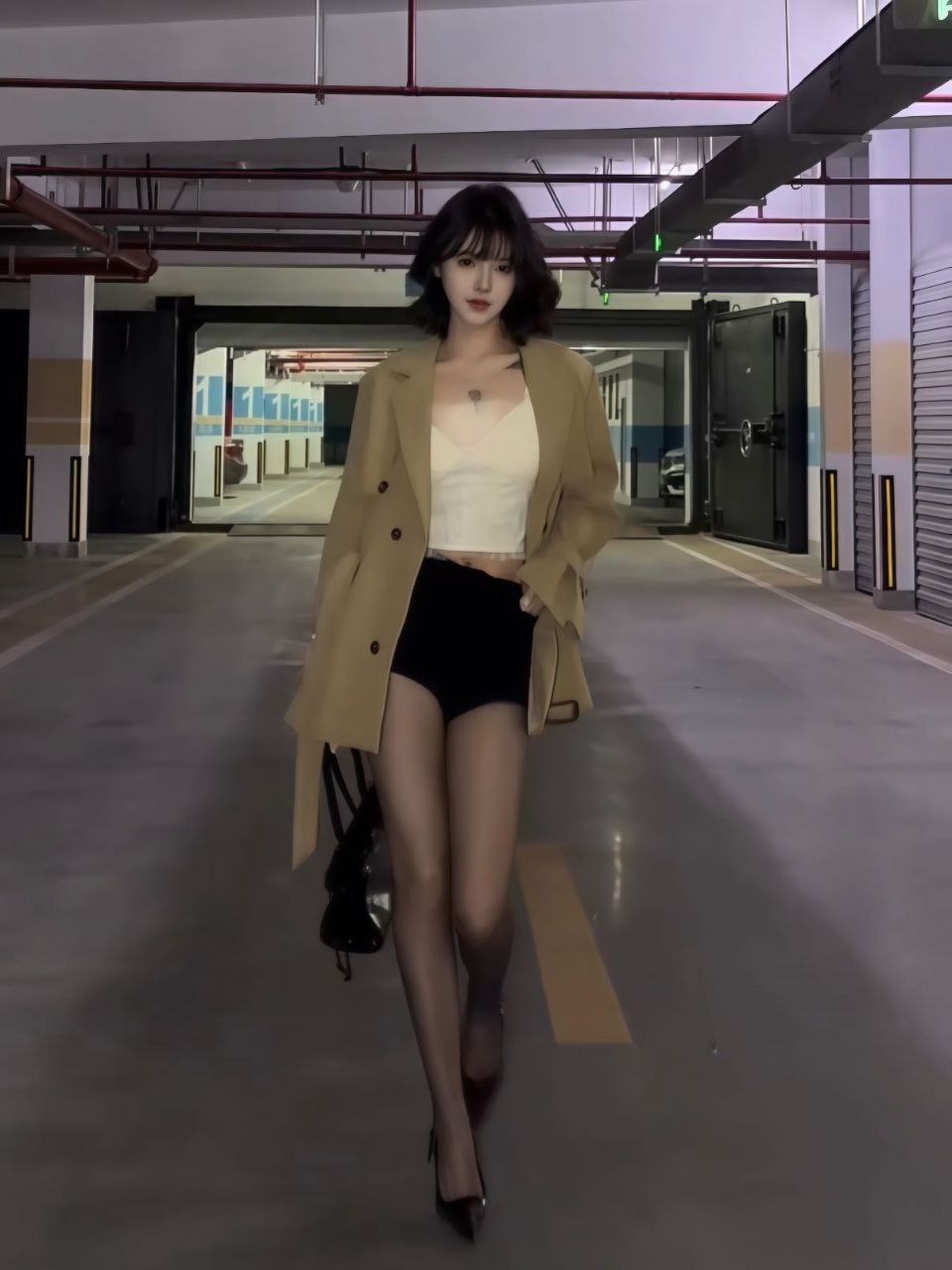 平面杂志常驻清清