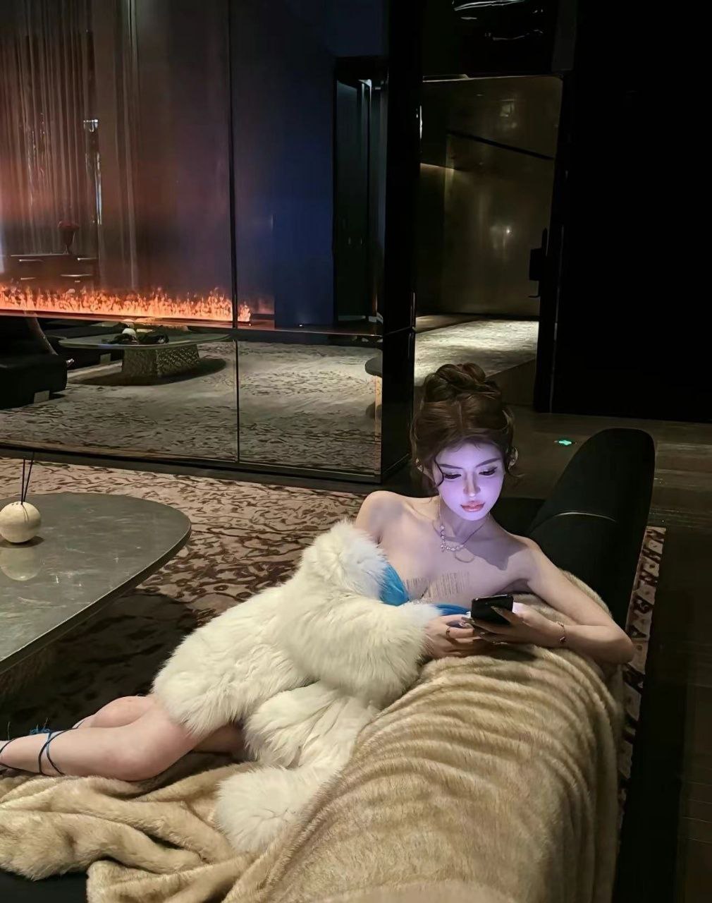 风情浓郁御姐希雅