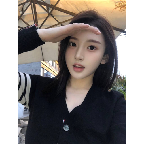 时尚类博主沁欣