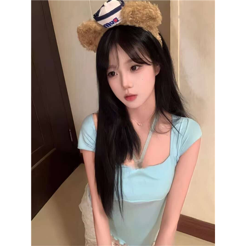 娇小可人安瑾