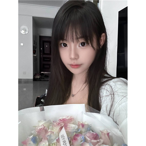 软萌甜妹小佩